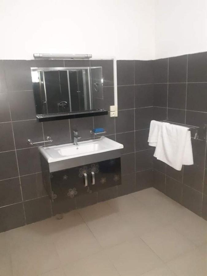 Hotel La Grillade Moroni Kültér fotó